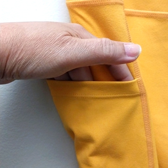 Along Fit High Waisted with Pocket both side Leggings sz Large in Golden yellow - Picture 8 of 9